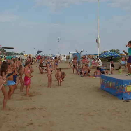 Ferienhaus Fuer 6 Personen Ca 45 Qm In Bibione, Adriakueste Italien Und Umgebung - B62824